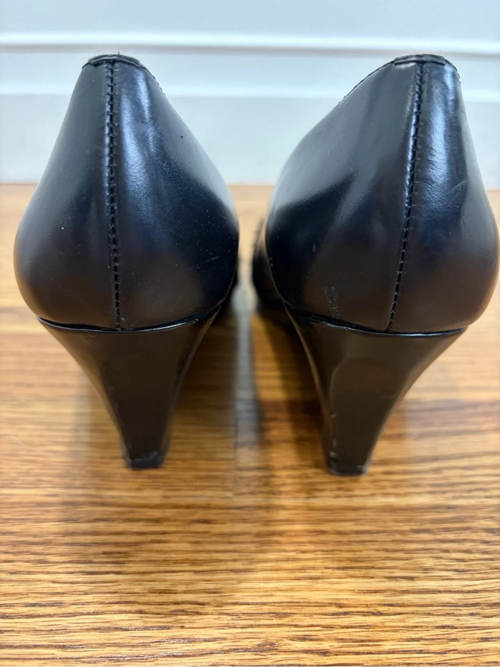 Ellen Tracy Rhyme Black Wedge Peep-Toe Heels (7.5)